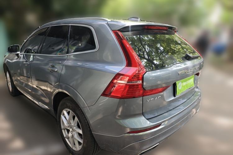 Used Volvo XC60 2020 T5 4x4 Zhiyi Luxury Edition Rear Left 45 Deg
