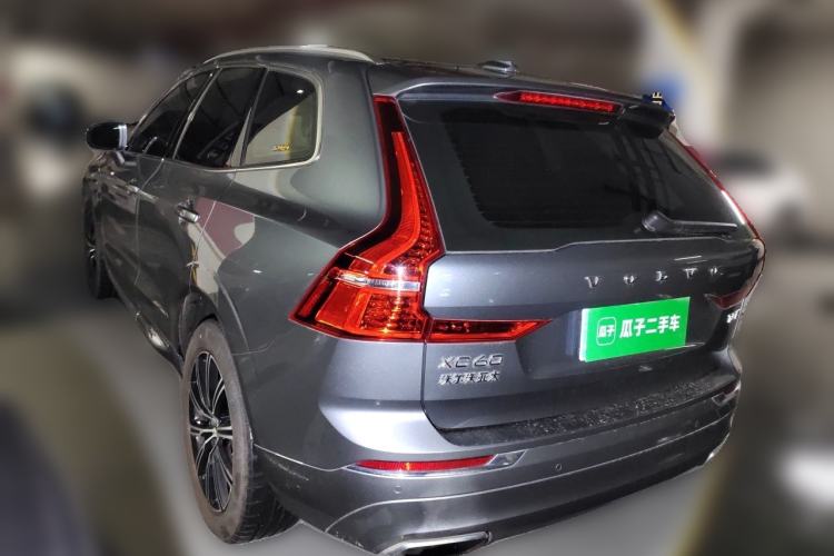 Used Volvo XC60 2020 T5 4x4 Smart Luxury Edition Rear Left 45 Deg