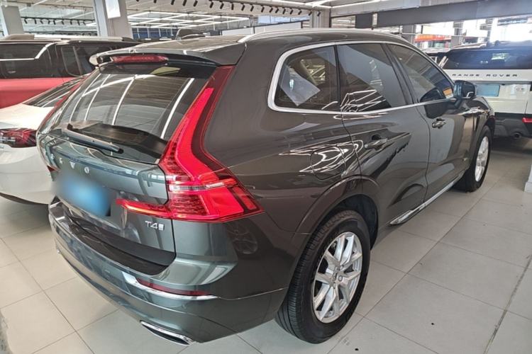 Used Volvo XC60 2020 T4 SmartDrive Luxury Edition Rear Right 45 Deg