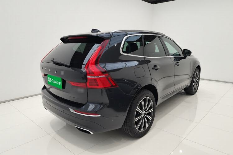 Used Volvo XC60 2020 T5 4x4 Smart Luxury Edition Rear Right 45 Deg