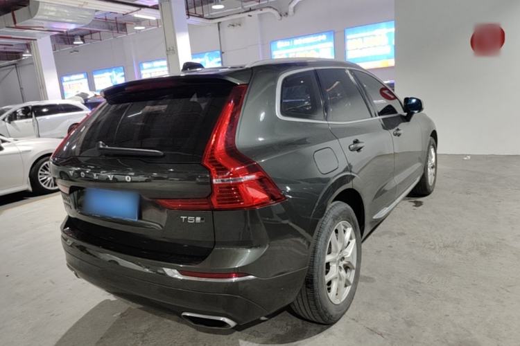 Used Volvo XC60 2020 T5 4x4 Zhiyi Luxury Edition Rear Right 45 Deg
