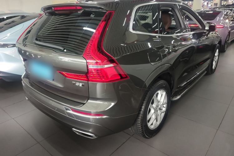 Used Volvo XC60 2020 T5 4x4 Zhiyi Luxury Edition Rear Right 45 Deg