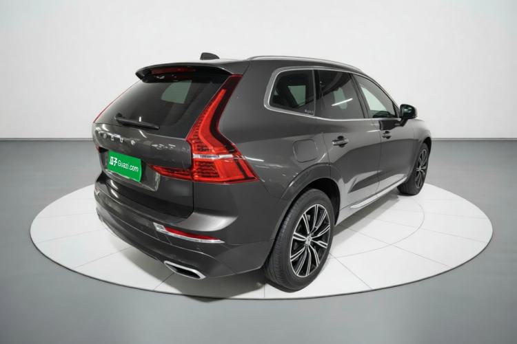 Used Volvo XC60 2020 T5 4x4 Smart Luxury Edition Rear Right 45 Deg