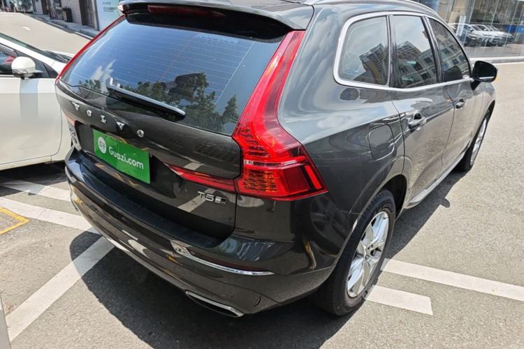 Used Volvo XC60 2020 T5 4x4 Zhiyi Luxury Edition Rear Right 45 Deg