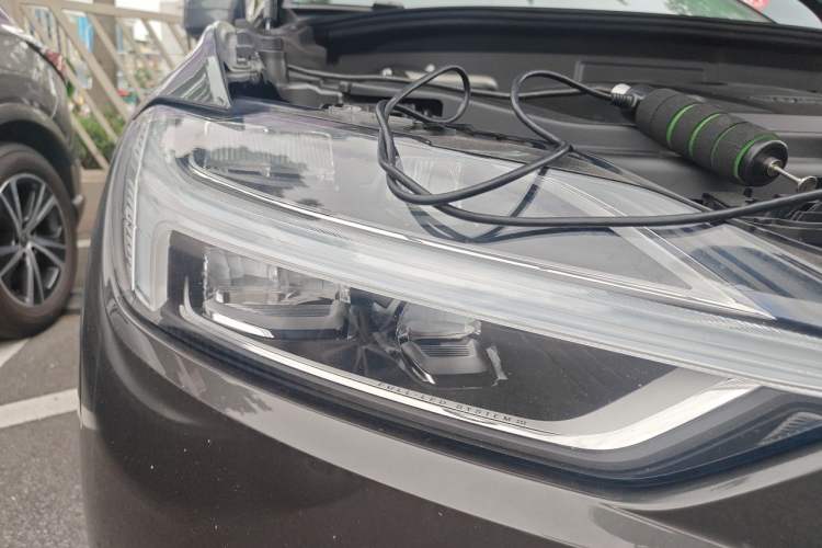 Used Volvo XC60 2020 T5 4x4 Zhiyi Luxury Edition Right Front Headlight