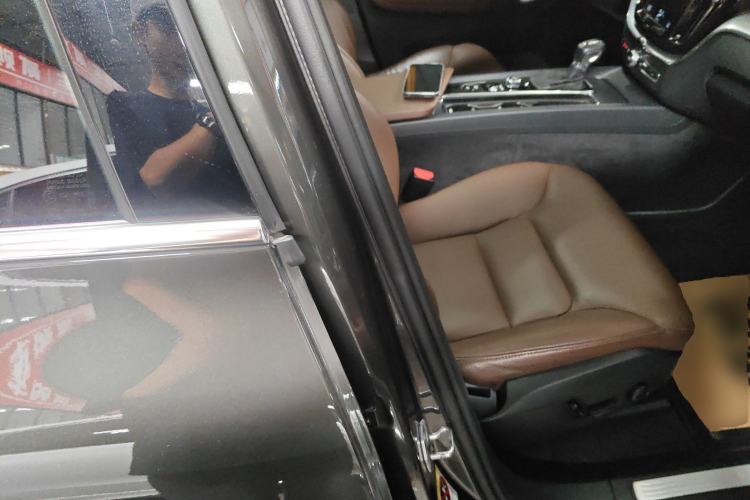 Used Volvo XC60 2020 T5 4x4 Zhiyi Luxury Edition Right Front Seat