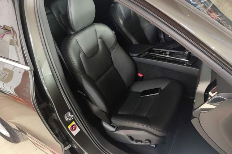 Used Volvo XC60 2020 T5 4x4 Zhiyi Luxury Edition Right Front Seat