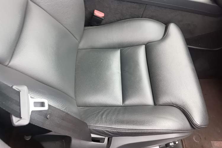 Used Volvo XC60 2020 T5 4x4 Smart Luxury Edition Right Front Seat