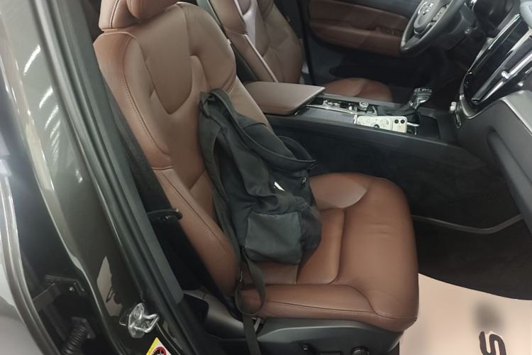 Used Volvo XC60 2020 T5 4x4 Zhiyi Luxury Edition Right Front Seat