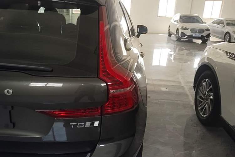 Used Volvo XC60 2020 T5 4x4 Zhiyi Luxury Edition Right Rear Taillight