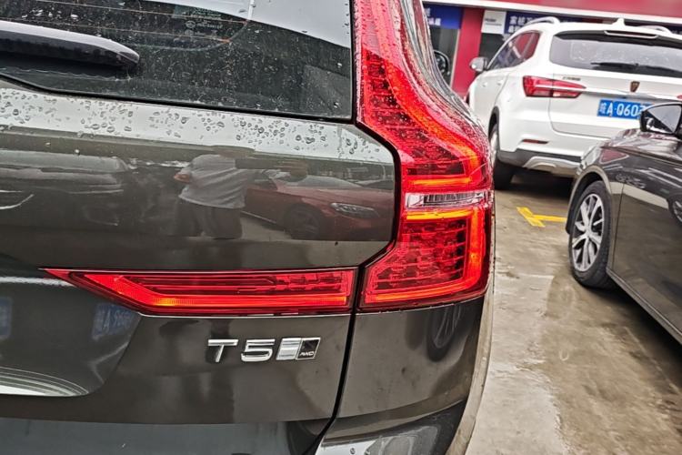 Used Volvo XC60 2020 T5 4x4 Zhiyi Luxury Edition Right Rear Taillight