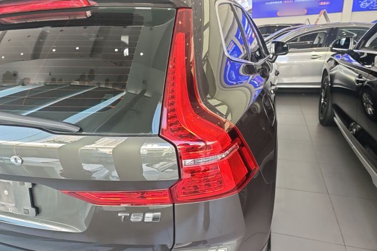 Used Volvo XC60 2020 T5 4x4 Zhiyi Luxury Edition Right Rear Taillight