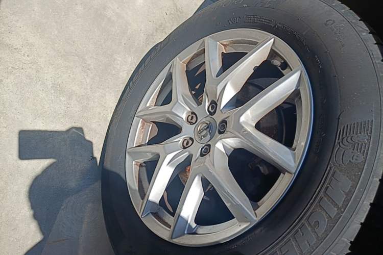 Used Volvo XC60 2020 T5 4x4 Zhiyi Luxury Edition Right Rear Wheel Hub