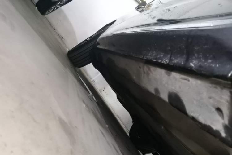 Used Volvo XC60 2020 T5 4x4 Smart Luxury Edition Right Side Sill