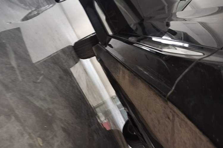 Used Volvo XC60 2020 T5 4x4 Zhiyi Luxury Edition Right Side Sill