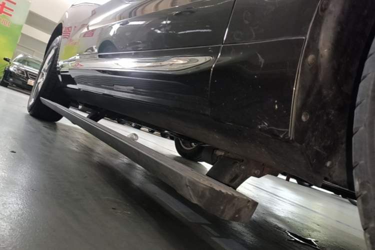 Used Volvo XC60 2020 T5 4x4 Zhiyi Luxury Edition Right Side Sill