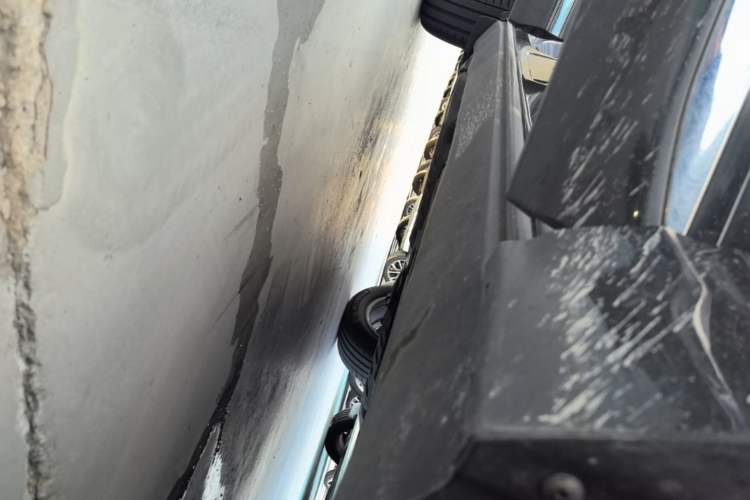 Used Volvo XC60 2020 T5 4x4 Zhiyi Luxury Edition Right Side Sill