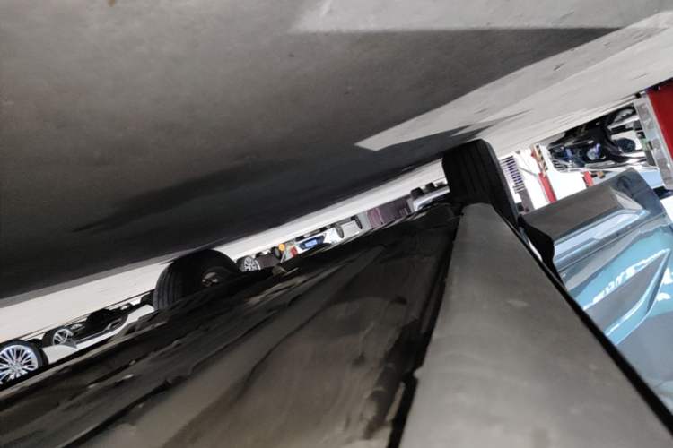 Used Volvo XC60 2020 T5 4x4 Zhiyi Luxury Edition Right Side Sill