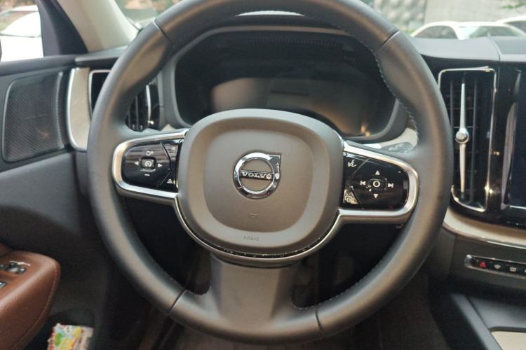 Used Volvo XC60 2020 T5 4x4 Zhiya Luxury Edition Steering Wheel