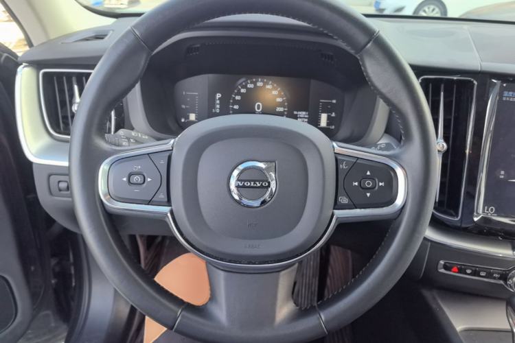 Used Volvo XC60 2020 T5 4x4 Zhiyi Luxury Edition Steering Wheel