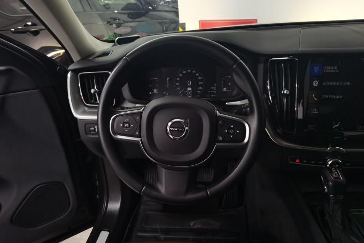 Used Volvo XC60 2020 T5 4x4 Zhiyi Luxury Edition Steering Wheel