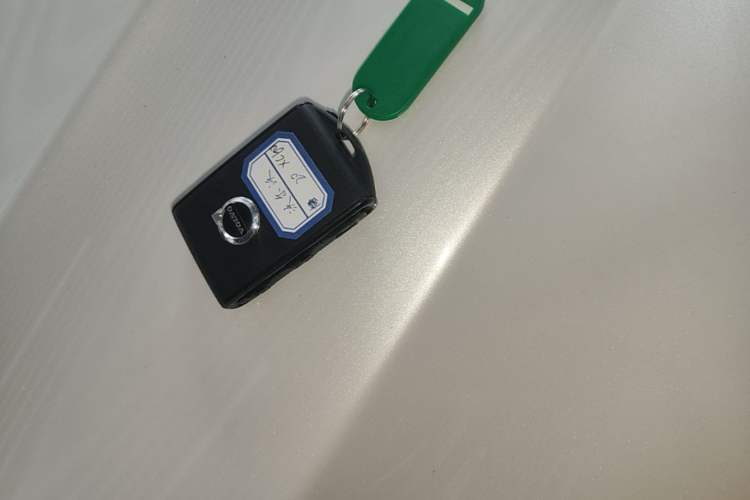 Used Volvo XC60 2020 T5 4x4 Zhiyi Luxury Edition Vehicle Key