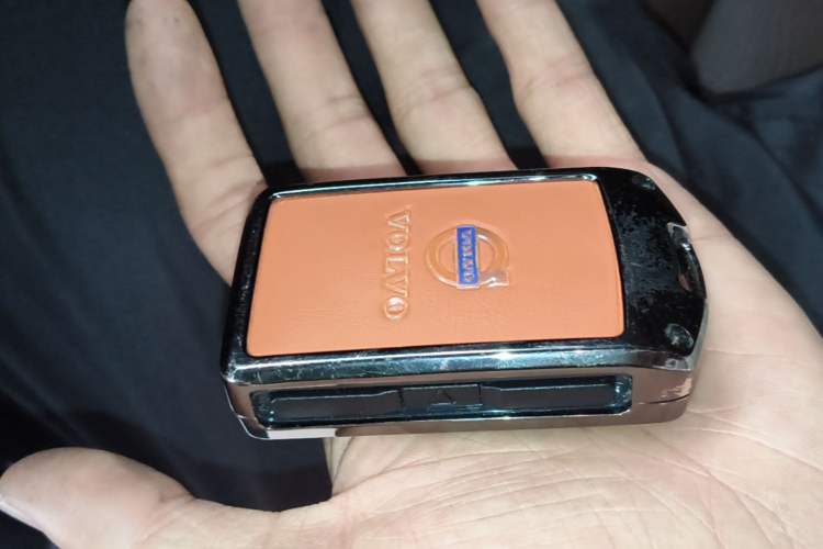 Used Volvo XC60 2020 T5 4x4 Zhiyi Luxury Edition Vehicle Key