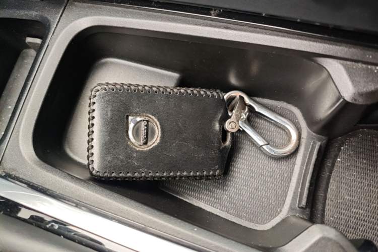 Used Volvo XC60 2020 T5 4x4 Zhiyi Luxury Edition Vehicle Key