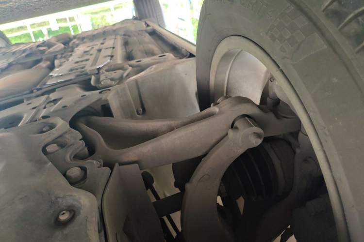 Used Volvo XC60 2020 T5 4x4 Zhiyi Luxury Edition Chassis Front Right
