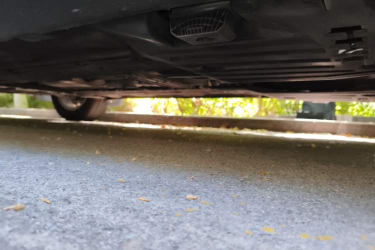 Used Volvo XC60 2020 T5 4x4 Zhiyi Luxury Edition Chassis Rear Left