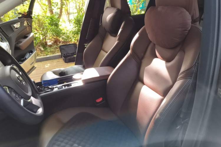 Used Volvo XC60 2020 T5 4x4 Zhiyi Luxury Edition Left Front Seat