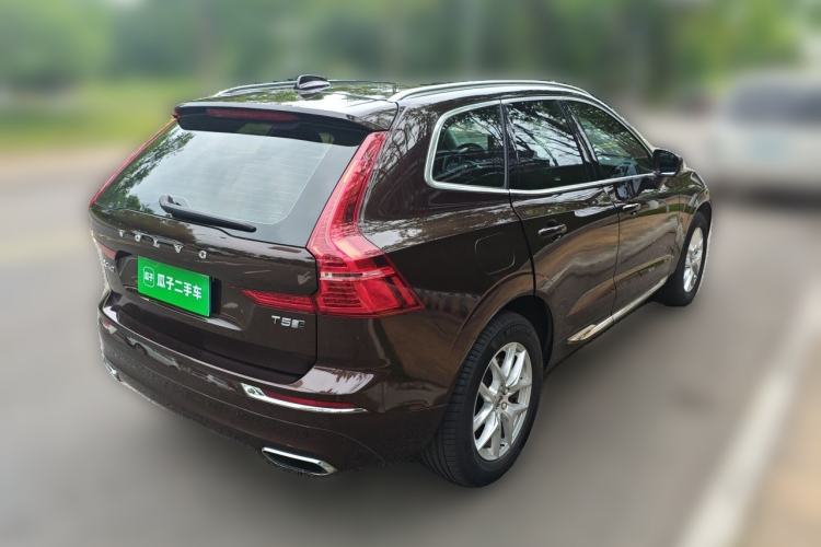 Used Volvo XC60 2020 T5 4x4 Zhiyi Luxury Edition Rear Right 45 Deg
