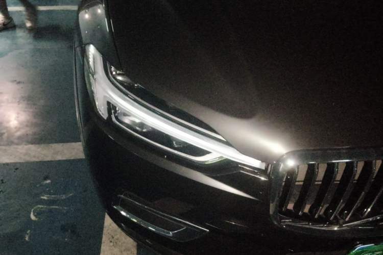 Used Volvo XC60 2020 T5 4x4 Smart Luxury Edition Right Front Headlight