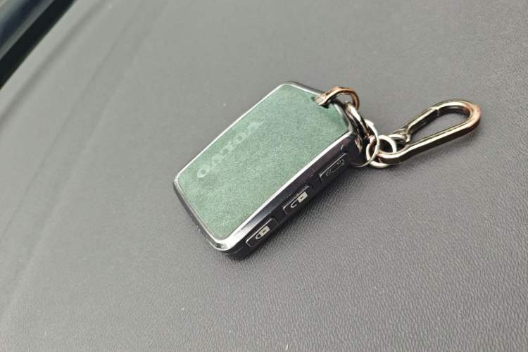 Used Volvo XC60 2020 T5 4x4 Zhiyi Luxury Edition Vehicle Key