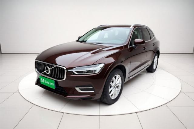 Ojetý Volvo XC60 2020 T5 4x4 Zhiyi Luxury Edition