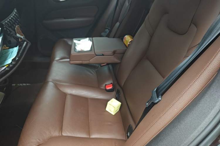 Used Volvo XC60 2020 T5 4x4 Smart Luxury Edition Left Rear Seat
