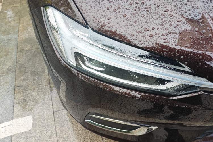 Used Volvo XC60 2020 T5 4x4 Smart Luxury Edition Right Front Headlight