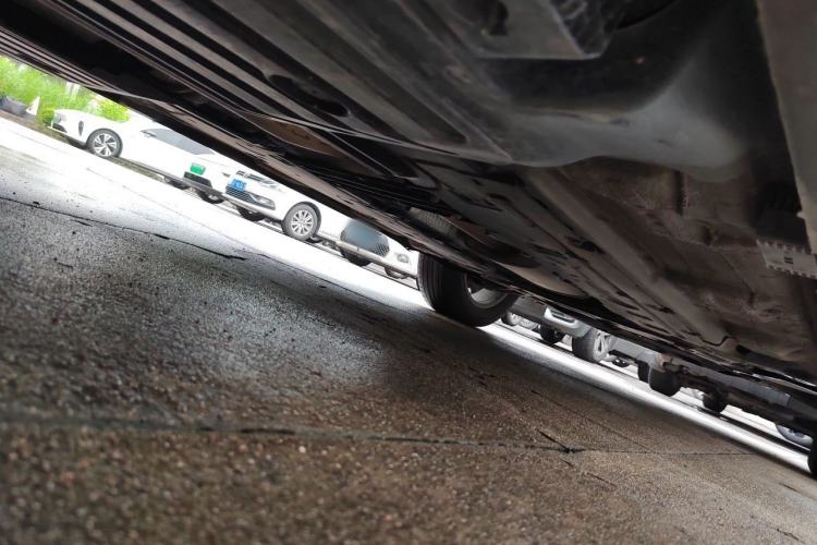 Used Volvo XC60 2020 T5 4x4 Zhiyi Luxury Edition Chassis Rear Right