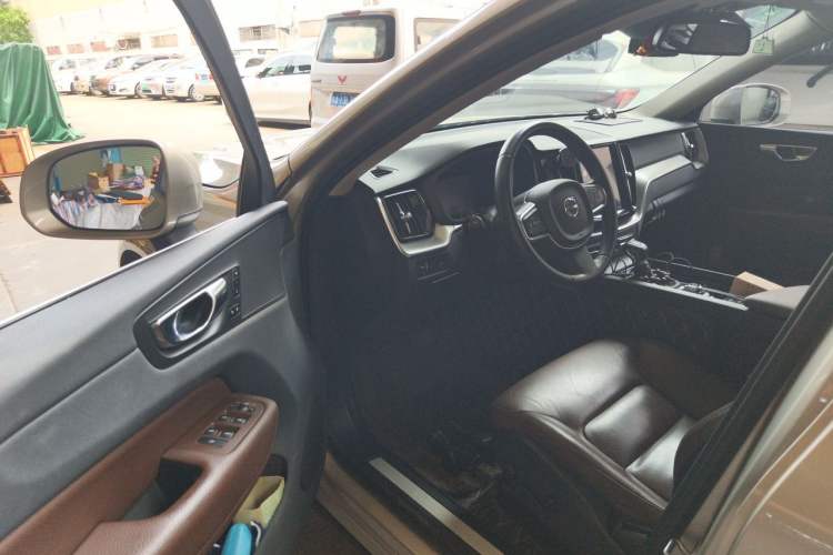 Used Volvo XC60 2020 T5 4x4 Zhiyi Luxury Edition Driver Seat