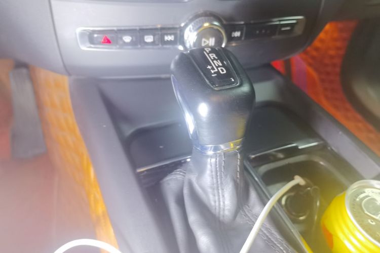 Used Volvo XC60 2020 T5 4x4 Zhiyi Luxury Edition Gear Lever