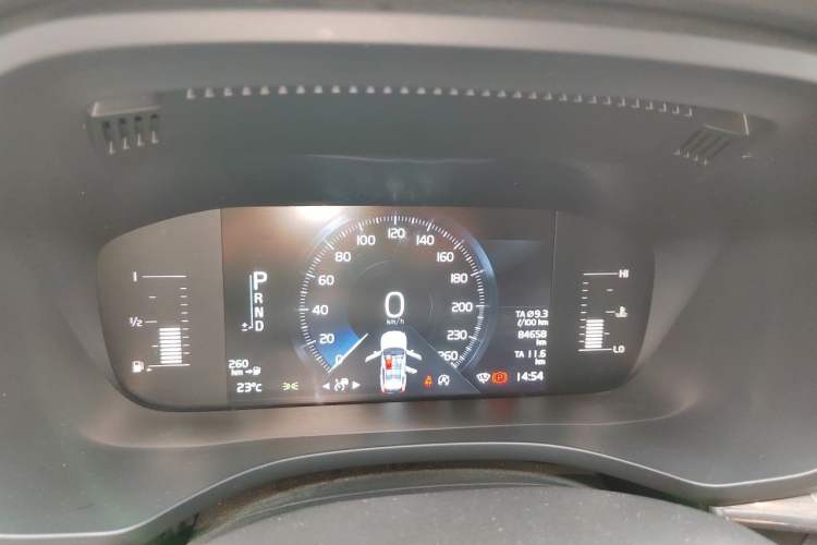 Used Volvo XC60 2020 T5 4x4 Zhiyi Luxury Edition Instrument Cluster