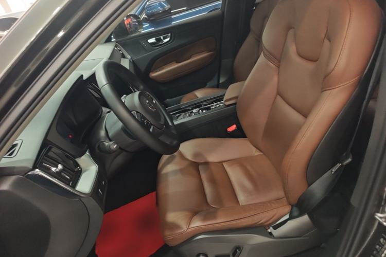 Used Volvo XC60 2020 T5 4x4 Zhiyi Luxury Edition Left Front Seat