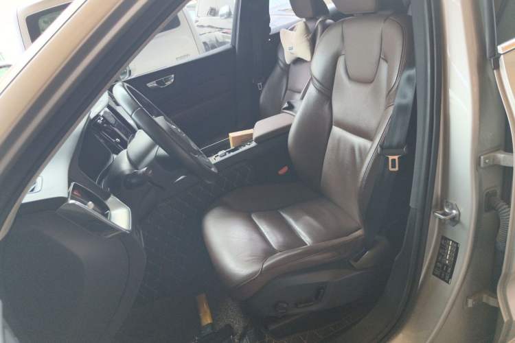 Used Volvo XC60 2020 T5 4x4 Zhiyi Luxury Edition Left Front Seat