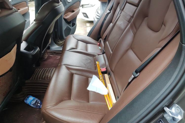 Used Volvo XC60 2020 T5 4x4 Zhiyi Luxury Edition Left Rear Seat