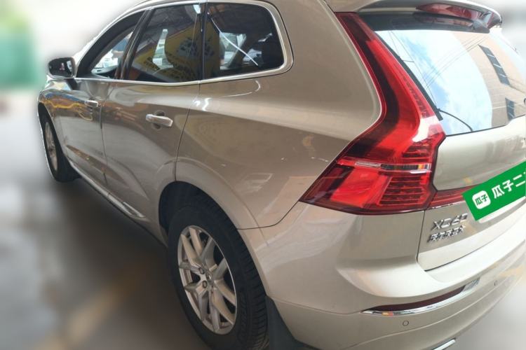Used Volvo XC60 2020 T5 4x4 Zhiyi Luxury Edition Rear Left 45 Deg