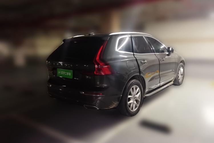 Used Volvo XC60 2020 T5 4x4 Zhiyi Luxury Edition Rear Right 45 Deg
