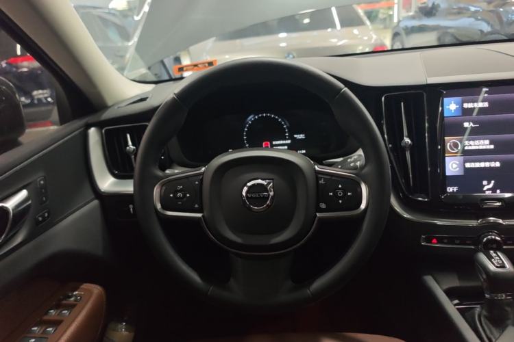 Used Volvo XC60 2020 T5 4x4 Zhiyi Luxury Edition Steering Wheel