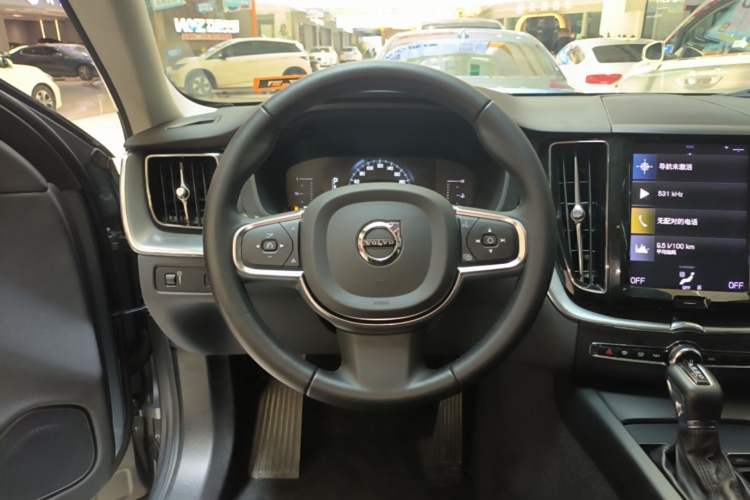 Used Volvo XC60 2020 T5 4x4 Zhiyi Luxury Edition Steering Wheel