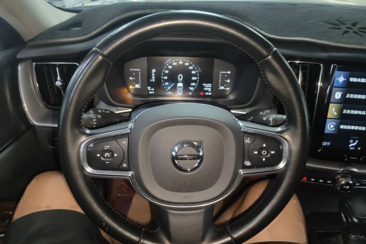 Used Volvo XC60 2020 T5 4x4 Zhiyi Luxury Edition Steering Wheel