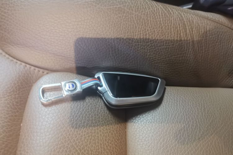 Used Volvo XC60 2020 T5 4x4 Zhiyi Luxury Edition Vehicle Key